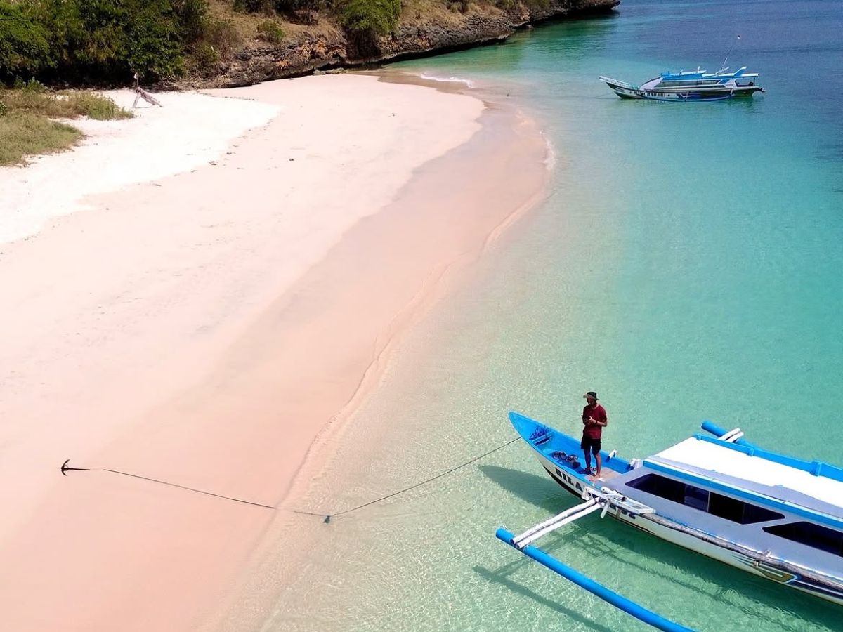 East Lombok Pink Beach Tour