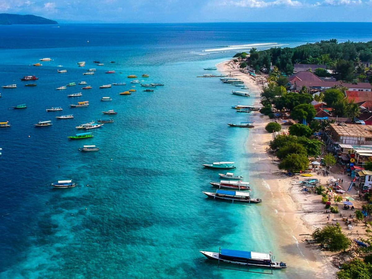 Explore the Coral Reefs of Gili Air