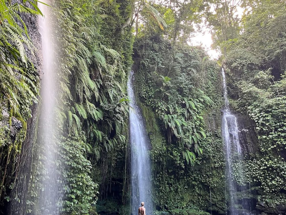 benang stoekel waterfall lombok