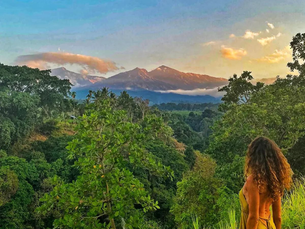 view rinjani mountain from senaru village