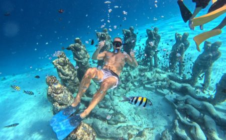 Crystal Clear Underwater World of Gili Meno